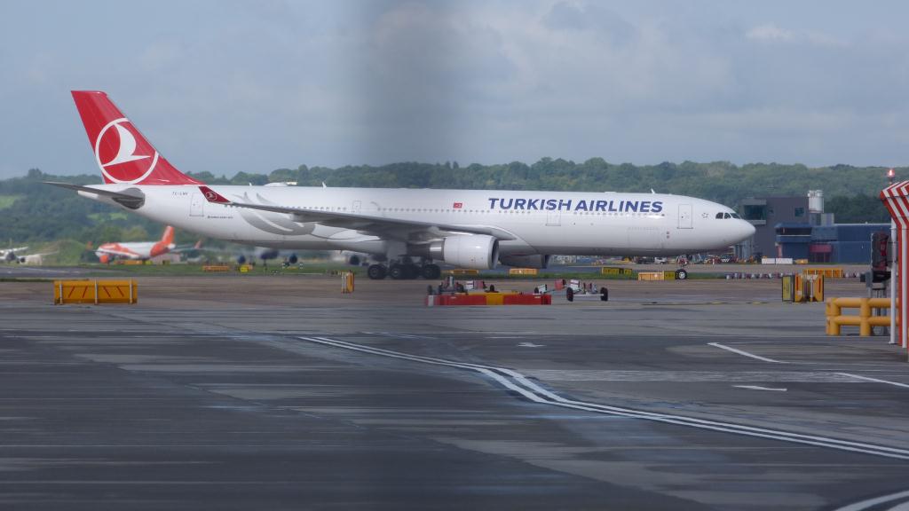 Photo of aircraft TC-LNG operated by Turkish Airlines
