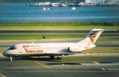 Photo of aircraft N1056T operated by Midway Airlines