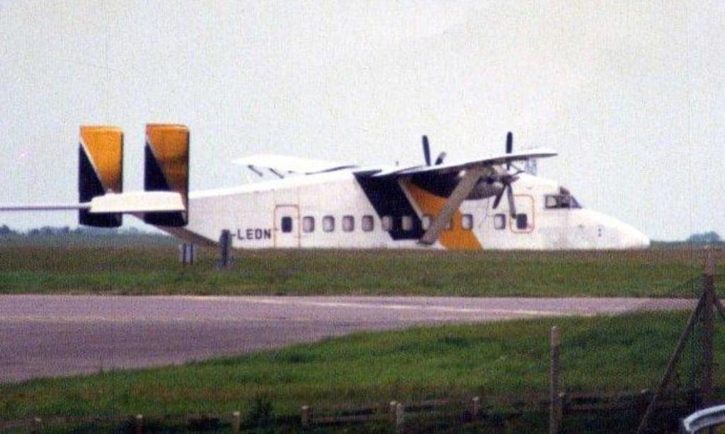 Photo of aircraft G-LEDN operated by Streamline Aviation