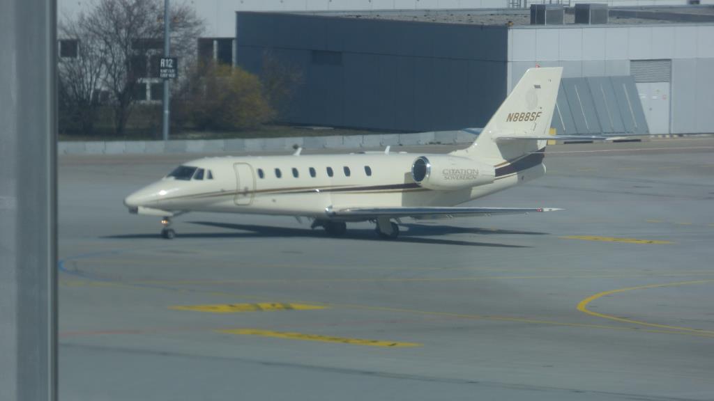 Photo of aircraft N888SF operated by Steiner Film Aviation Inc