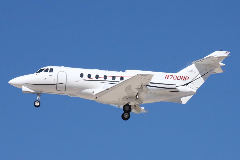 Photo of aircraft N700NP operated by Seven Hundred NP LLC