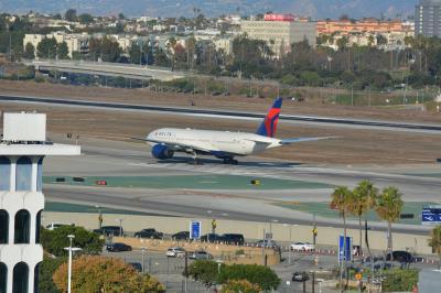 Image of aircraft registration N706DN - A 777-232(LR) operated by Delta Air Lines