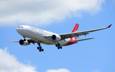 Photo of aircraft VH-EBN operated by Qantas