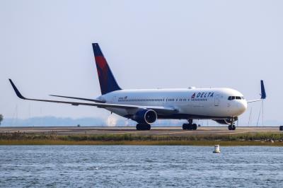 Photo of aircraft N195DN operated by Delta Air Lines