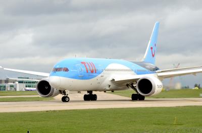 Image of aircraft registration G-TUIE - A 787-8 Dreamliner operated by TUI Airways