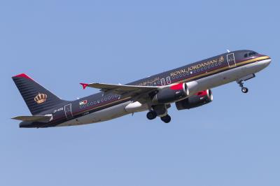 Image of aircraft registration JY-AYQ - A A320-232 operated by Royal Jordanian