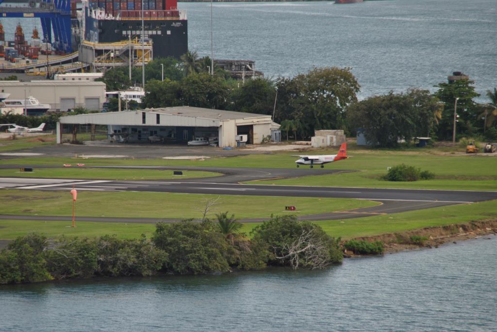 Photo of aircraft N902VL operated by Vieques Air Link Inc