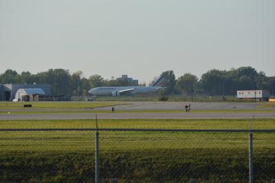 Photo of aircraft F-GSPY operated by Air France