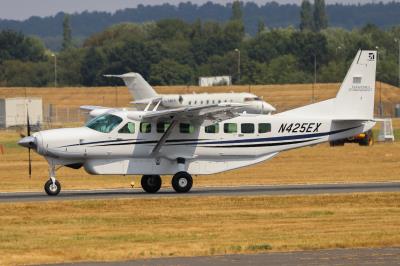 Photo of aircraft N425EX operated by Textron Aviation Inc