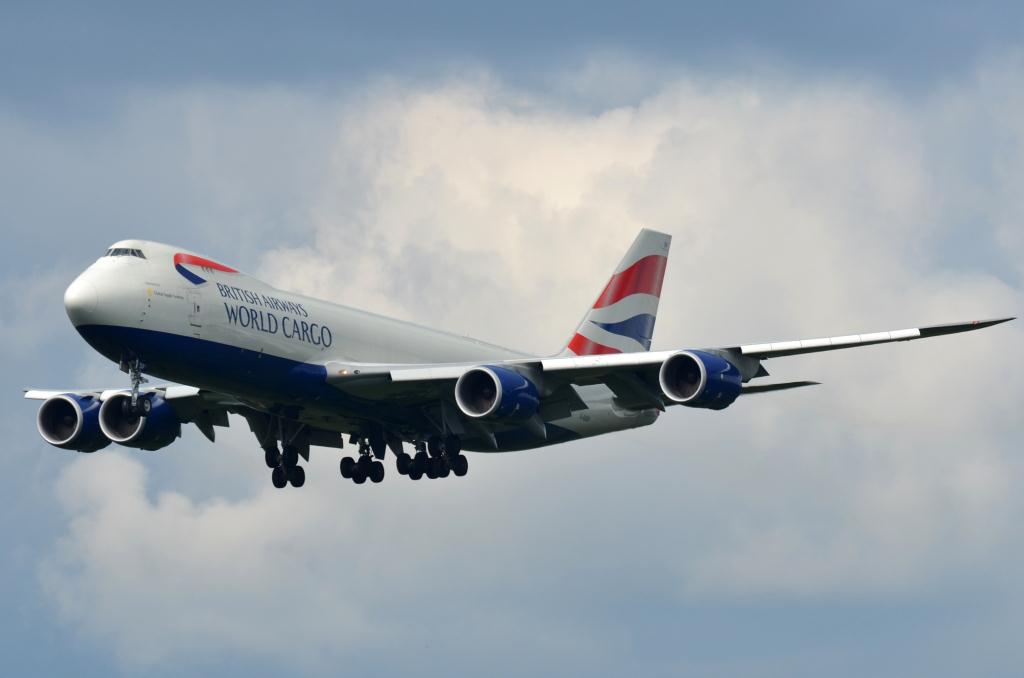 Photo of aircraft G-GSSF operated by Global Supply Systems