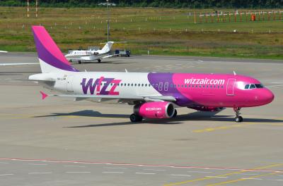 Photo of aircraft HA-LPM operated by Wizz Air