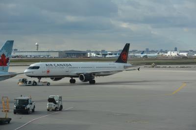 Image of aircraft registration C-GJVX - A A321-211 operated by Air Canada