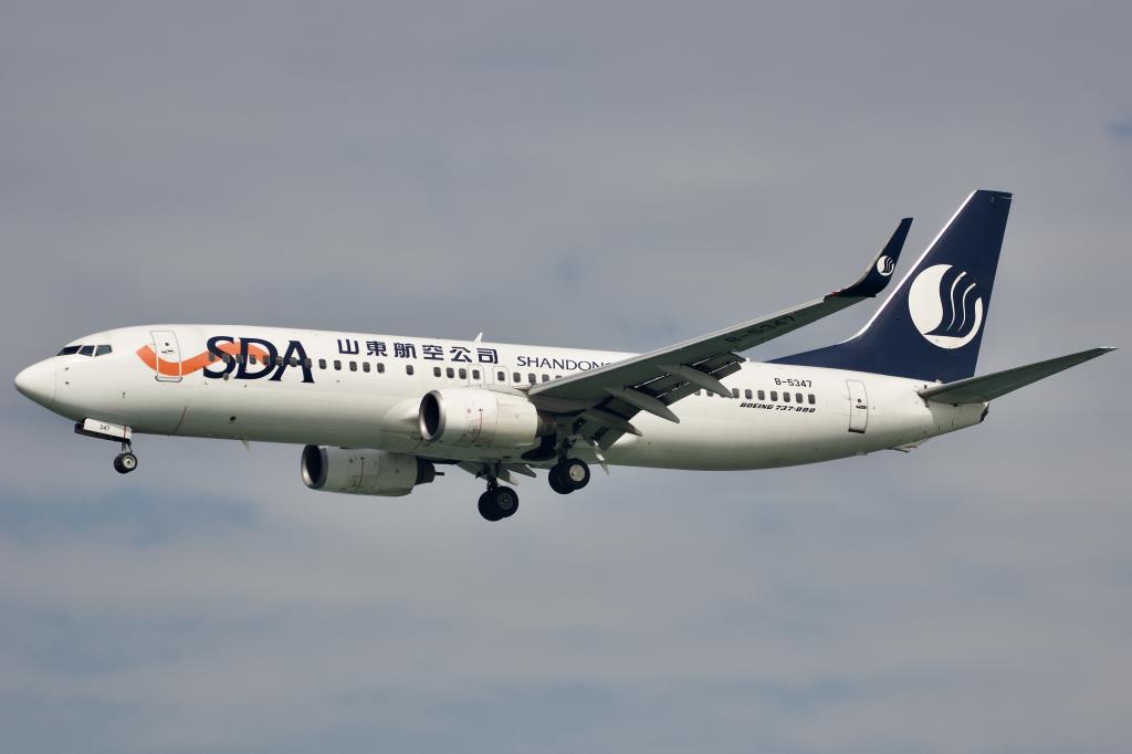Photo of aircraft B-5347 operated by Shandong Airlines