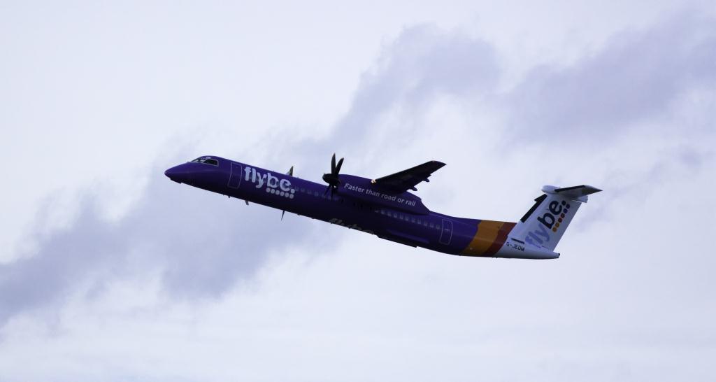 Photo of aircraft G-JEDM operated by Flybe