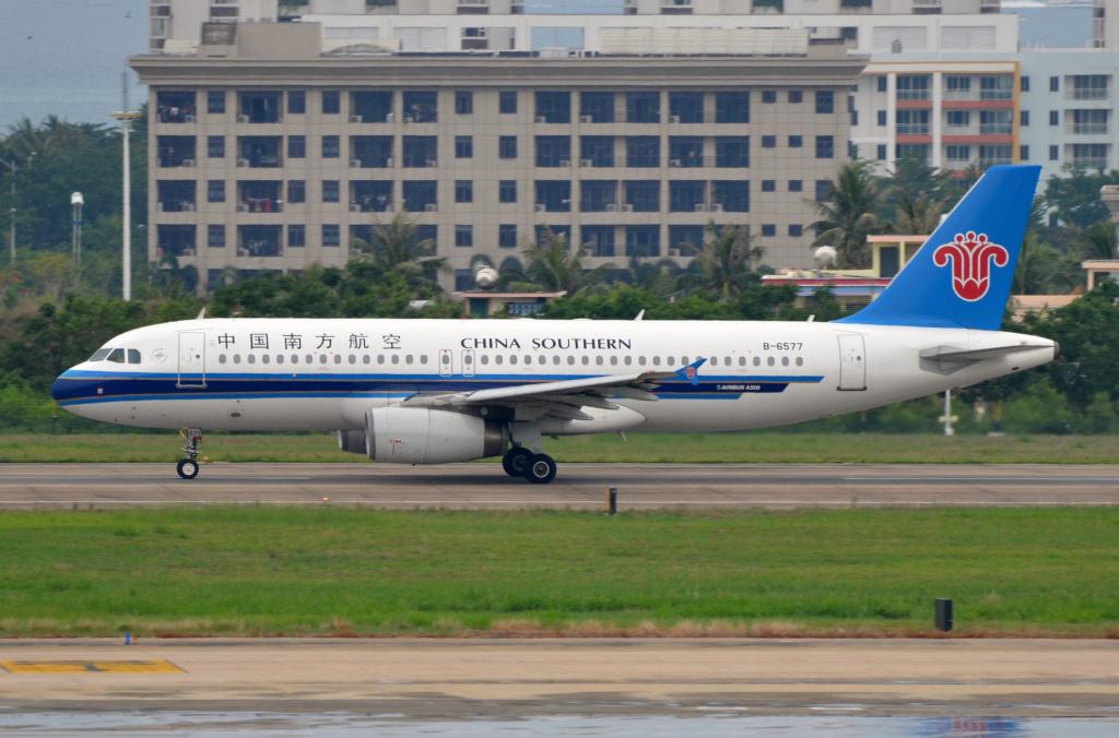 Photo of aircraft B-6577 operated by China Southern Airlines