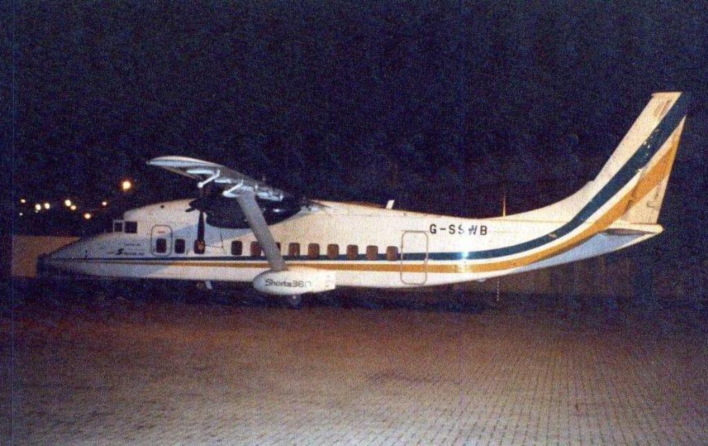 Photo of aircraft G-SSWB operated by Streamline Aviation