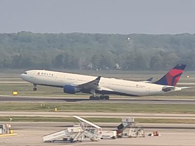 Photo of aircraft N808NW operated by Delta Air Lines