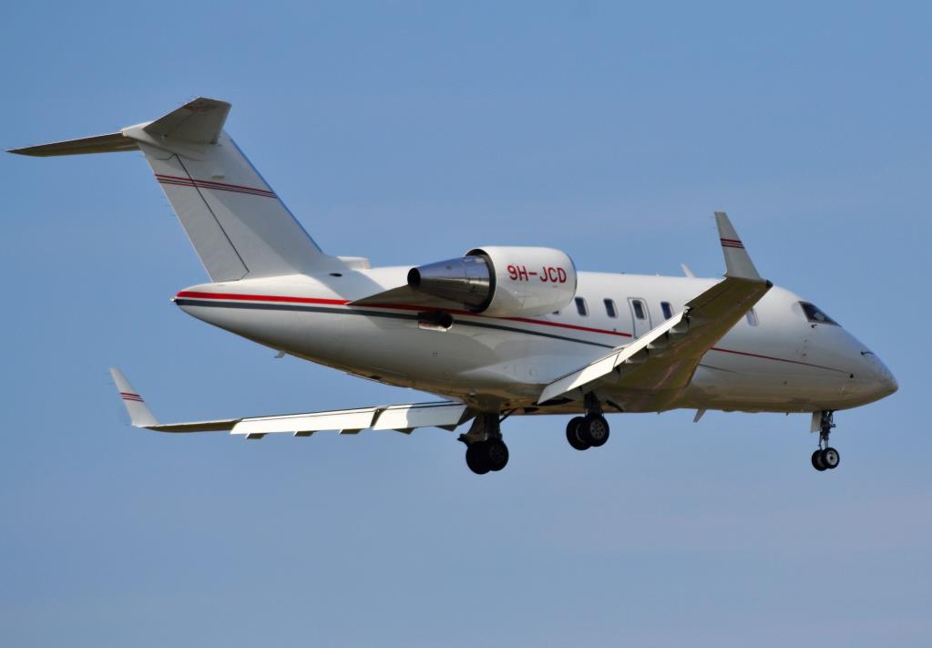 Photo of aircraft 9H-JCD operated by Comlux Aviation Malta