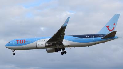 Photo of aircraft OO-JNL operated by TUI Airlines Belgium