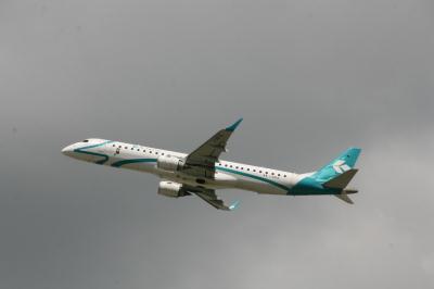 Image of aircraft registration I-ADJL - A ERJ-195-LR (ERJ-190-200 LR) operated by Air Dolomiti