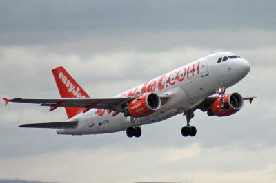 Photo of aircraft G-EZAL operated by easyJet