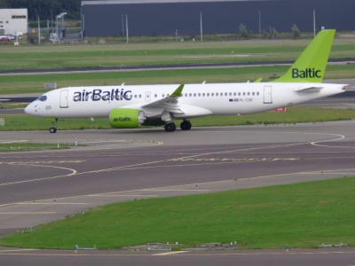 Photo of aircraft YL-CSE operated by Air Baltic