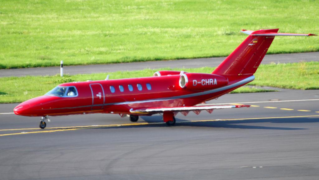 Photo of aircraft D-CHRA operated by Hahn Air