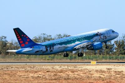 Image of aircraft registration OO-SNE - A A320-214 operated by Brussels Airlines