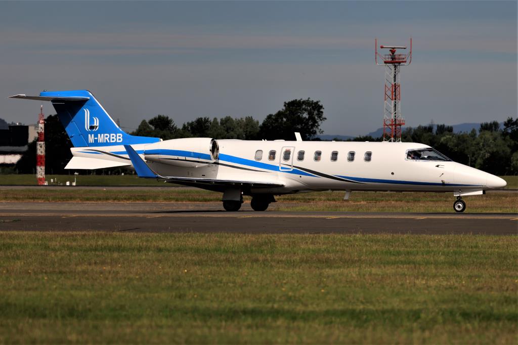 Photo of aircraft M-MRBB operated by Boultbee Aviation 3 LLP