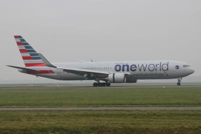 Image of aircraft registration N343AN - A 767-323(ER)(WL) operated by American Airlines