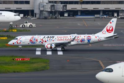 Photo of aircraft JA252J operated by J-Air