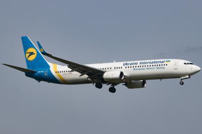 Photo of aircraft UR-PSJ operated by Ukraine International Airlines