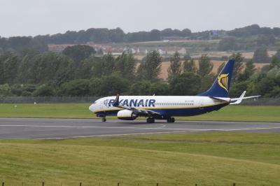 Photo of aircraft EI-EME operated by Ryanair