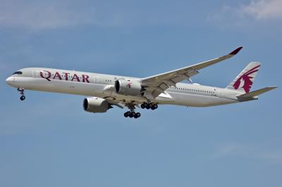 Photo of aircraft A7-AND operated by Qatar Airways