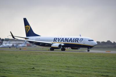 Photo of aircraft EI-GDC operated by Ryanair