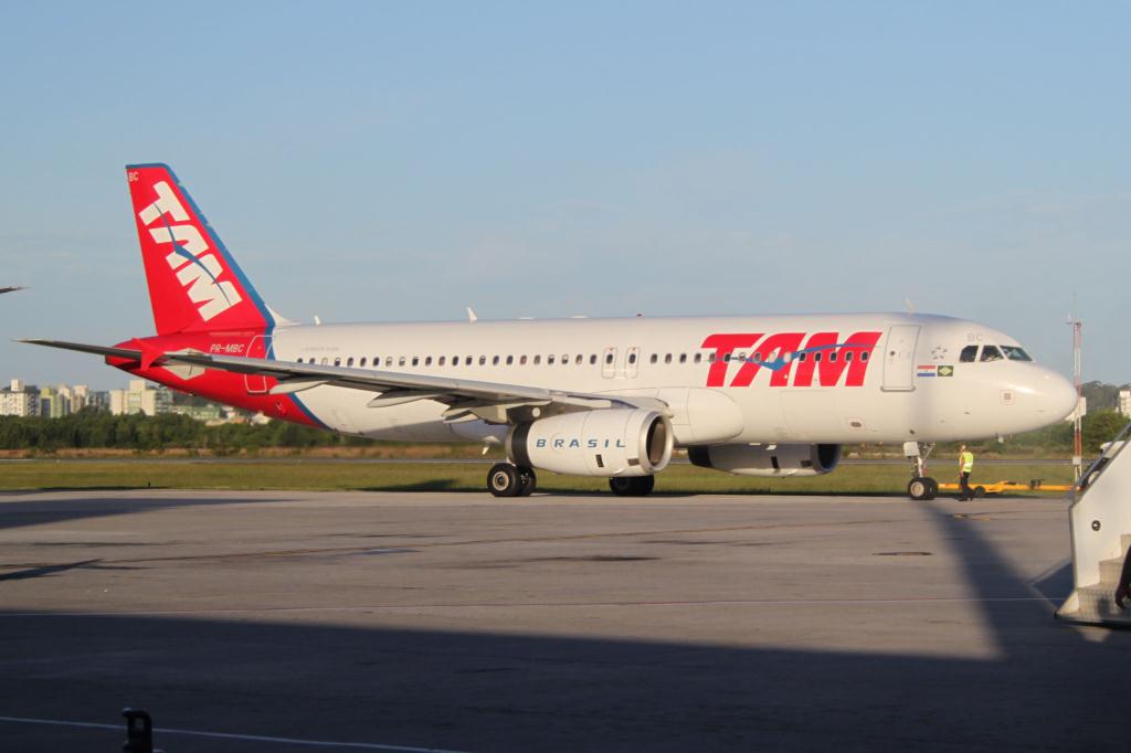 Photo of aircraft PR-MBC operated by TAM Linhas Aereas