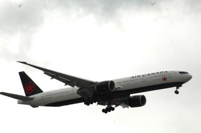 Photo of aircraft C-FITL operated by Air Canada