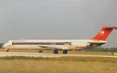 Photo of aircraft N301RC operated by Northwest Airlines