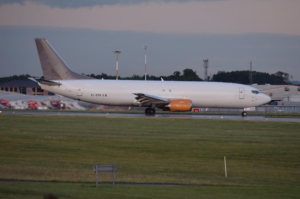 Photo of aircraft EI-STN operated by ASL Airlines Ireland