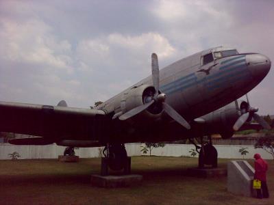 Photo of aircraft RI-001 operated by Satriamandala Museum