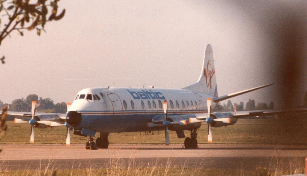 Photo of aircraft G-AZNA operated by Hot Air