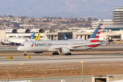 Image of aircraft registration N823AN - A 787-9 Dreamliner operated by American Airlines
