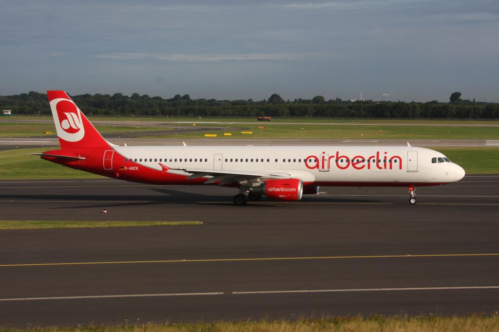 Photo of aircraft D-ABCK operated by Air Berlin