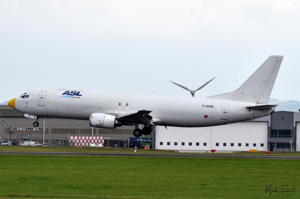 Photo of aircraft F-GZTK operated by ASL Airlines France