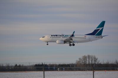 Photo of aircraft C-GWJE operated by WestJet