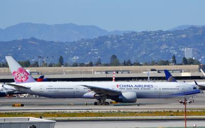 Image of aircraft registration B-18053 - A 777-36N(ER) operated by China Airlines