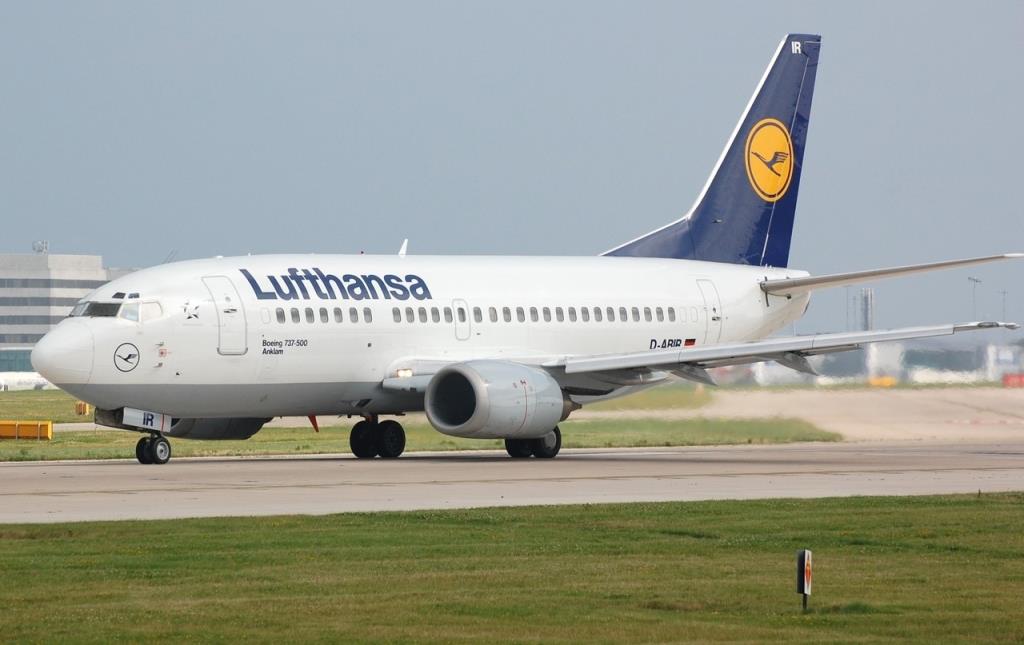 Photo of aircraft D-ABIR operated by Lufthansa
