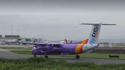 Image of aircraft registration G-PRPL - A DHC-8-402Q operated by Flybe