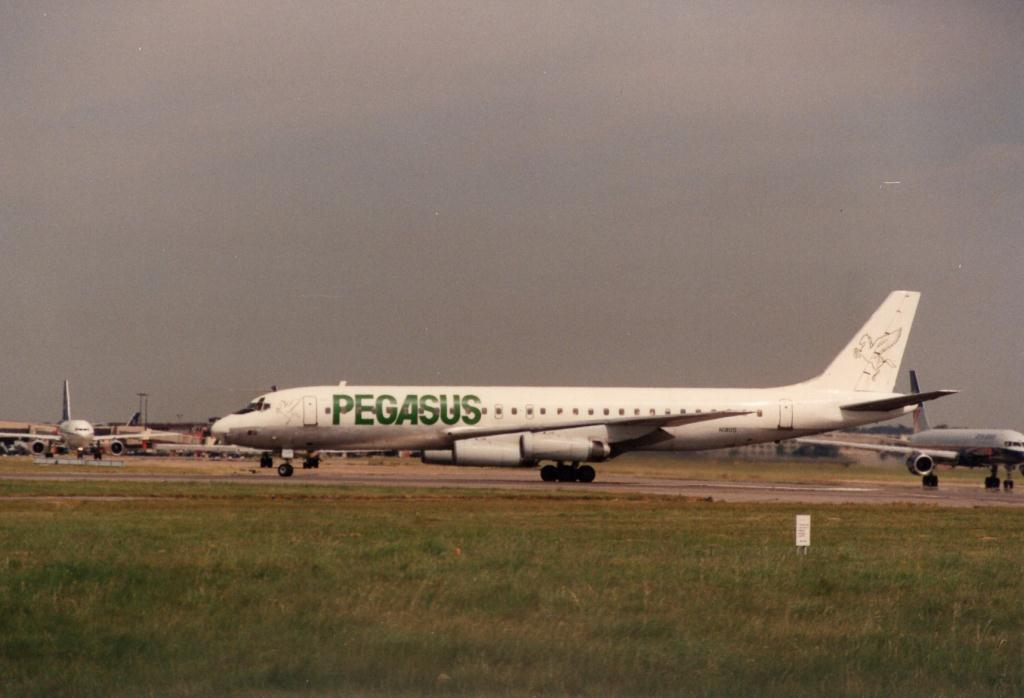 Photo of aircraft N1805 operated by Pegasus