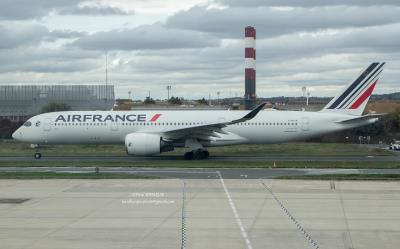 Photo of aircraft F-HTYP operated by Air France